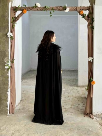 Cape & Ruched Abaya